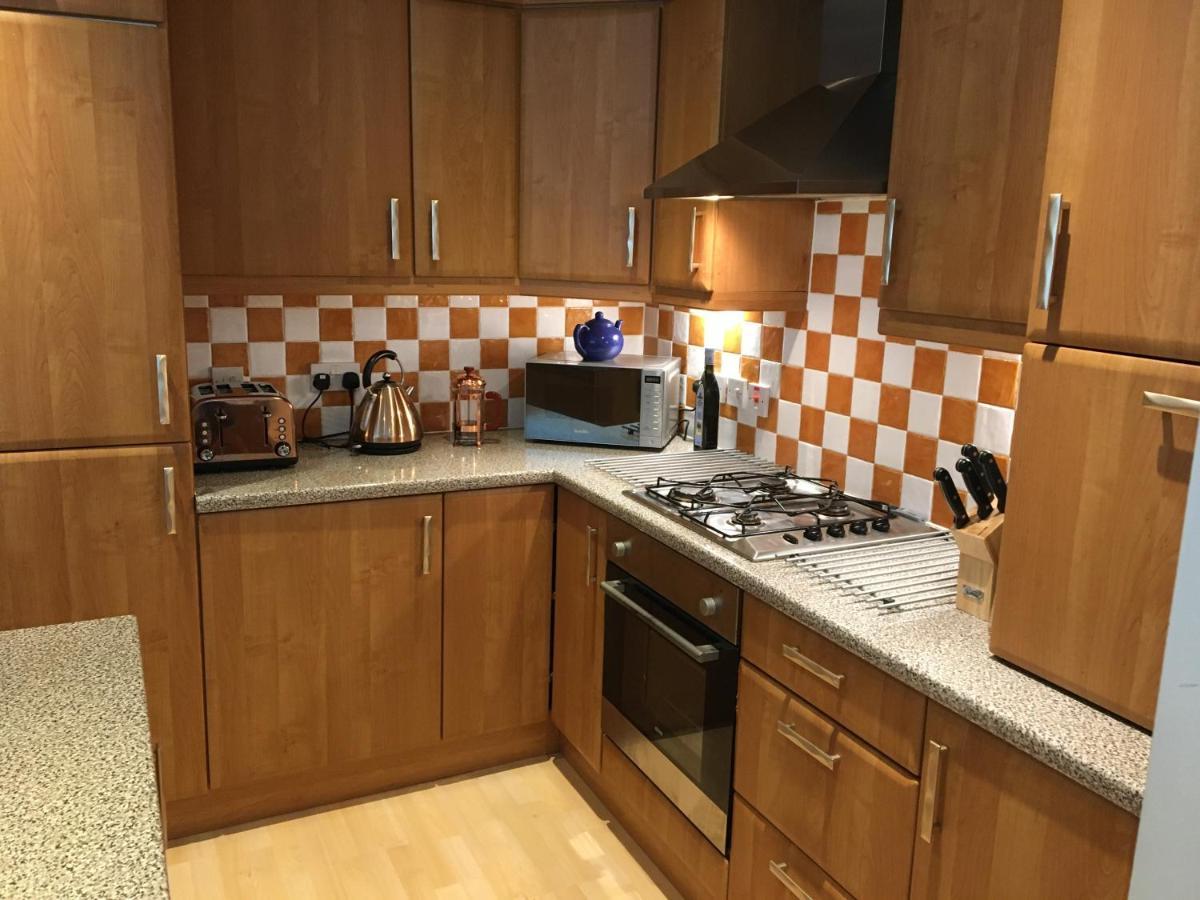 אדינבורו Holyrood Park Apartment מראה חיצוני תמונה