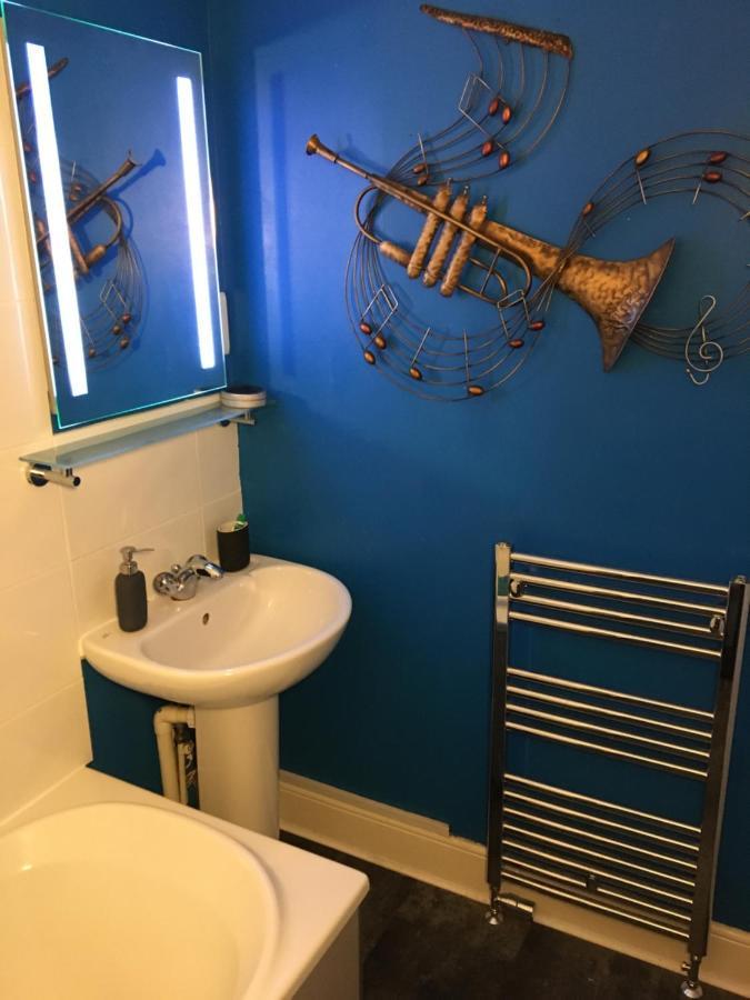 אדינבורו Holyrood Park Apartment מראה חיצוני תמונה