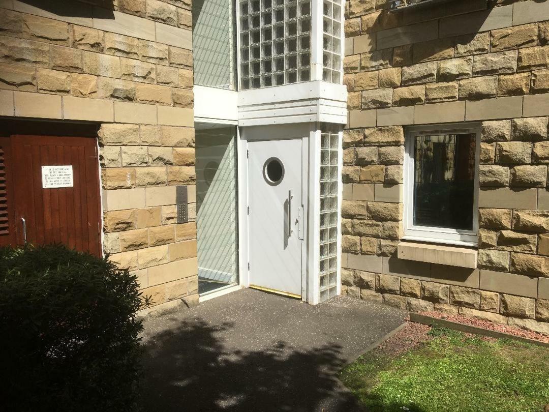 אדינבורו Holyrood Park Apartment מראה חיצוני תמונה